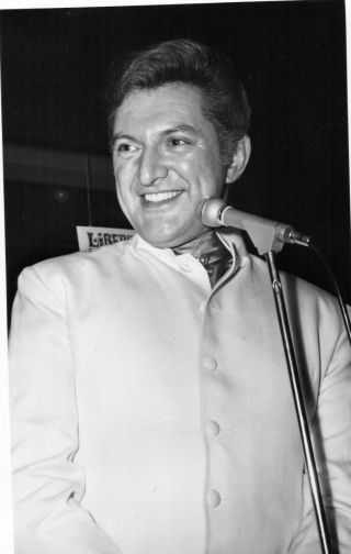 Liberace World - Exclusive 51 - Year - Old 6x4 " Dated Vintage Photo 1968