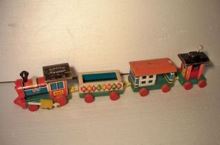 Vintage 1963 Fisher Price 999 Huffy Puffy 4 Pc Wooden Pull Toy Train Set USA 2