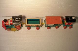 Vintage 1963 Fisher Price 999 Huffy Puffy 4 Pc Wooden Pull Toy Train Set USA 4