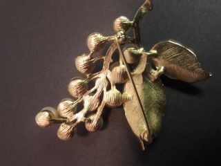 Vintage Trifari Faux Pearl Gold Tone Leaf Brooch A - 11 2