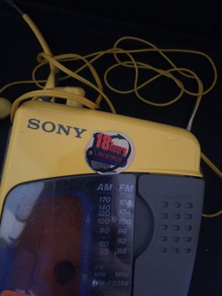 VTG Sony Sports Walkman WM - FS399 Mega Bass Am/FM Cassette Belt Clip & Headphones 6