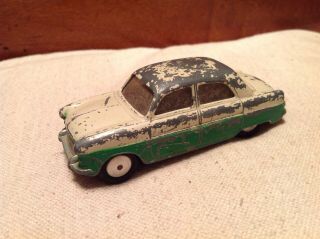 Vintage Diecast Corgi Toys Ford Consul 3 - 1/2 " Toy Car