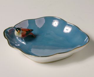 Vintage Art Deco Noritake Shallow Serving Bowl - Figural Bird On Blue Luster