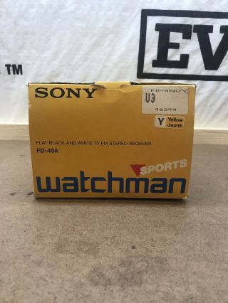Sony Mega Watchman FD - 500 Black & White TV FM Am Receiver 4