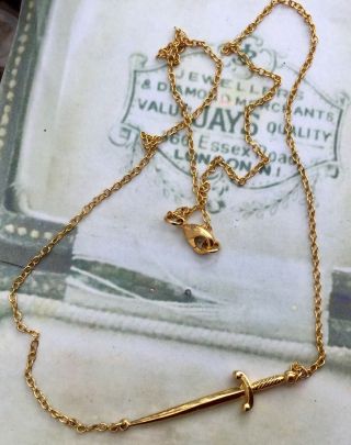 Vintage Costume Jewellery - Unique Fine Gold Sword Dagger Delicate Necklace