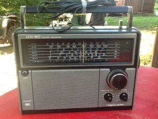Vintage Realistic (Radio Shack) DX - 60 CB/SW - 60 Radio.  Model 12 - 764 2