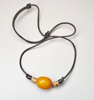 Vintage Butterscotch Bakelite Amber Bead & Trade Bead Necklace