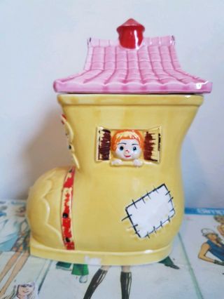 Vintage Kitsch Cookie Jar Old Woman Who Lived in A Shoe 2