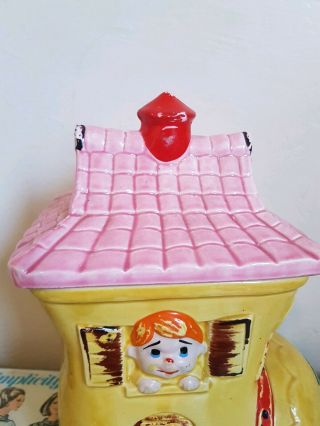 Vintage Kitsch Cookie Jar Old Woman Who Lived in A Shoe 3