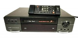 Zenith Vcr Vhs Player /video Cassette Recorder.  Hi - Fi Vrc - 420 With Remote