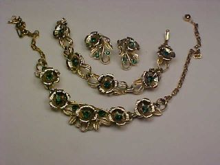 Vintage Goldtone/emerald Green Rhinestone Flower Necklace/bracelet/earrings Set