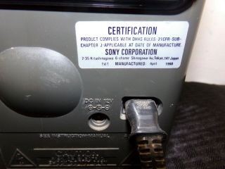 Sony FD - 500 Mega Watchman Black & White TV FM/AM Radio Receiver GREAT 7