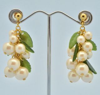Vintage Earrings 1980s Faux Pearl Grapes Glass Leaves Goldtone Pierced Jewellery