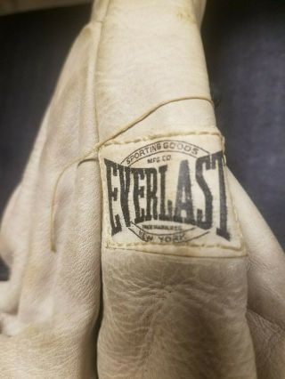 Vintage Everlast Boxing Speed Bag Leather Punching Bag - YORK 3