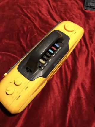 Water Resistant Sony Sports Boombox Model CFS - 903 Vintage FM/AM radio Cassette 4