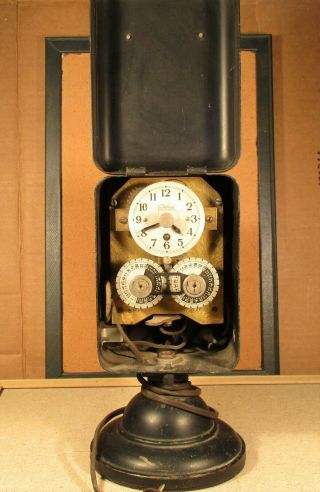 Vintage General Electric Time Switch type T - 12 model 3T12 3