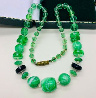 Vintage Jewellery Art Deco Green Crystal/marbled Glass/jet Necklace