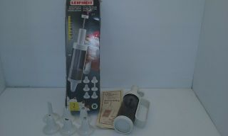 Vintage Leifheit 23700 Cake Decorator,  One - Handed,  6 Icing Tips,  Pampered Chef
