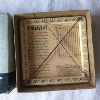 Vintage Weave - It Donar 4 " Weaving Hand Loom W 2 Needles,  Instructions Orig Box