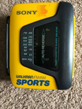 Vintage Yellow Sony Sports Cassette Player Walkman Wm Af59 Am Fm Radio