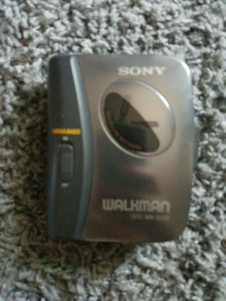 Sony Wm - Ex122 Walkman Cassette Player Mega Bass,  No Headphones Batteries Includ