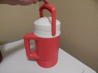 Vintage Igloo 1/2 Gallon Water Cooler/Jug With 2 Handles - Red And White 3