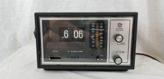 Vintage Ge General Electric Fm/am Flip Number Wood Grain Clock Radio 7 - 4425c
