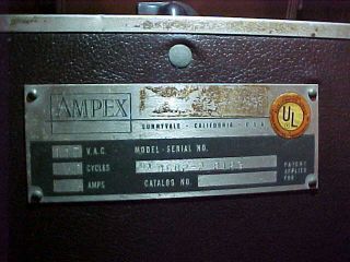 Vintage Ampex Portable Reel To Reel Tape Recorder 8