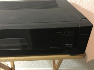 Sony SLV - R1000 Studio Editing - VHS Hi - Fi VCR 3