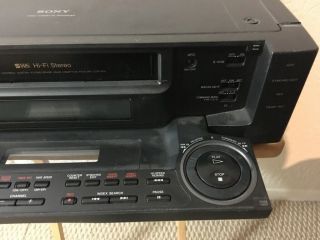 Sony SLV - R1000 Studio Editing - VHS Hi - Fi VCR 4