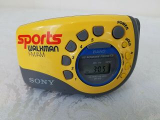 Sony Sports Walkman AM/FM Radio with Headset Arm Band Yellow 4