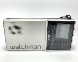 VINTAGE Sony Watchman Portable Analog TV w/ Case - Model FD - 20A 1983 7
