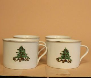 Vintage Holiday Hostess Set Of 4 8 Oz Coffee Mugs Cups Christmas Tree Themed