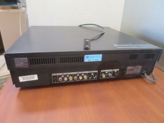 Sony MDP - 455 CD CDV LD Laser Disc Player,  powers on, 2