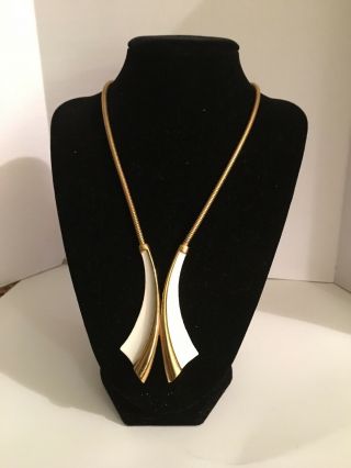 Vintage Crown Trifari Gold Tone And White Enameled Necklace With Extender