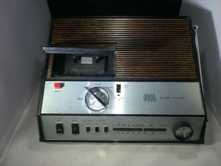 Vintage Cassette Tape Player,  Am Fm Radio,  Xrossx Record O Matic