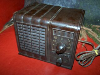 Vintage Radio,  1950s Truetone Small Table Model