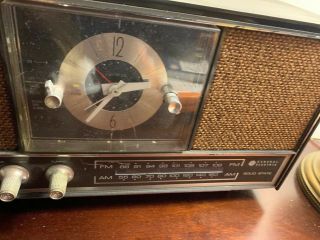 Vintage GE Alarm Clock & AM FM Radio Dual Speakers Solid State 6
