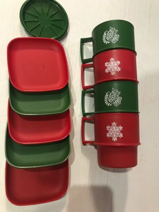 Vintage Tupperware Holiday Set Of 3 Stackable Coffee Mugs Cups W/coasters Lid