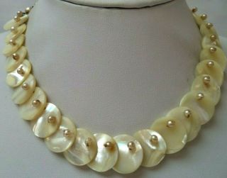 Stunning Vintage Estate Mother Of Pearl Bead 15.  5 " Necklace 2411q