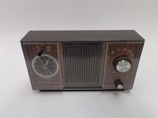 Vintage Ge Solid State Am Clock Radio Model C1405a