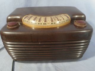 Vintage 1948 Philco Model 48 - 460 Stunning Unique Design Radio