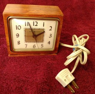 Vintage Ge General Electric Telechron Wooden Alarm Clock 7h228 Gold Emboss