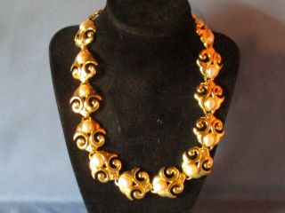 Vintage Gold - Tone Metal Faux Pearl Necklace