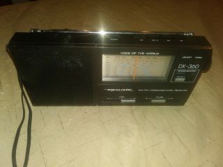 Realistic Dx - 360 Am Fm Short Wave Radio Voice Of The World Radio Shack