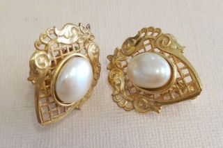 Vintage Signed Miriam Haskell Faux Pearl Gold Tone Filigree Clip On Earrings