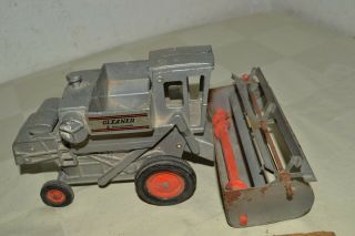 Vintage Ertl Toys Allis Chalmers Gleaner Combine Die Cast Farm Toys 2