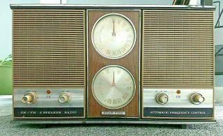 Vintage Star Fire Am Fm 4 Speaker,  Tube Table Radio Mid - Century 1960 