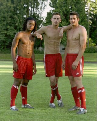 Gay: Vintage 2000s Shirtless Male 8x10 Photograph Sexy Soccer Jocks R6