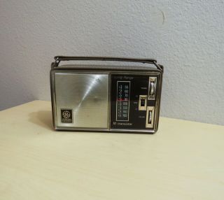 Ge Vintage 10 Transistor Superheterodyne Portable Radio Made In Usa Exc Cond
